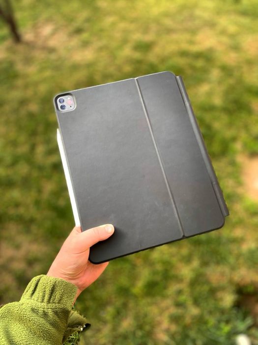 iPad Pro 12.9, M2, 5-gen 128gb Wifi-sim + Magic keyboard + Smart Penci