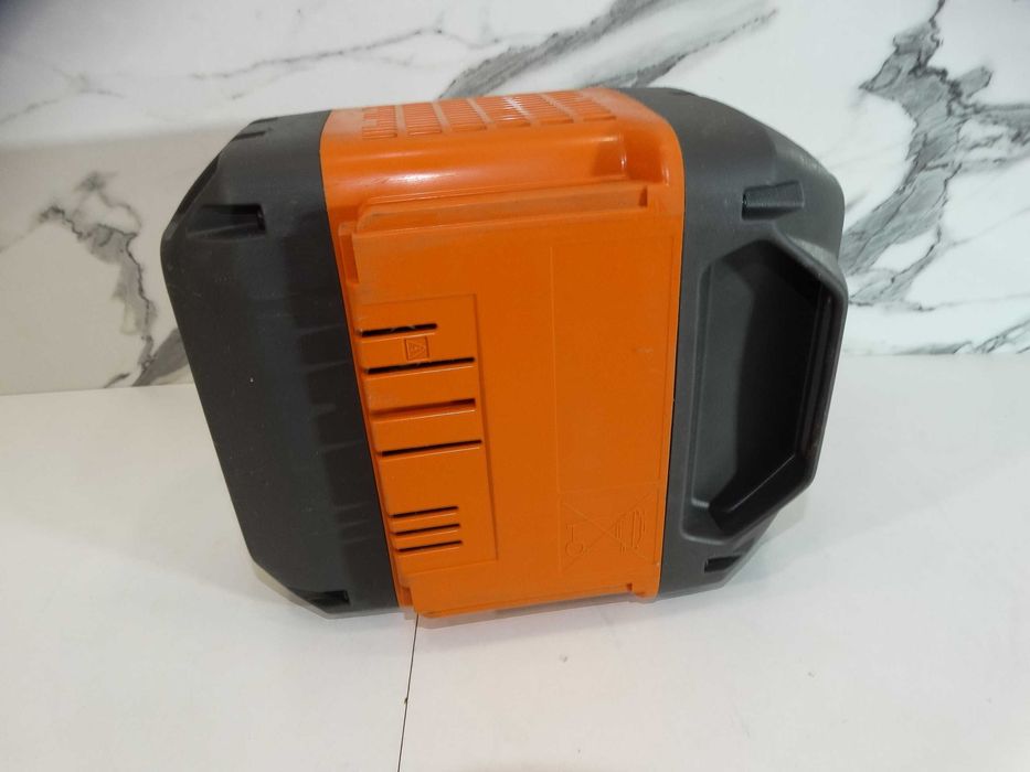 Husqvarna K1 PACE + 8.0 Ah - Дискова резачка / фугорез