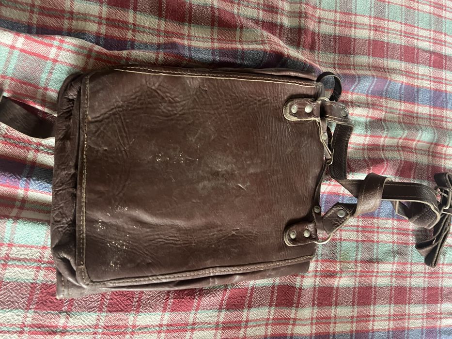 Офицерска военна кожена чанта за документи .