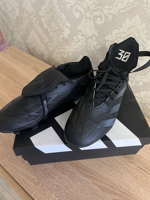 Кроссовки в хорошем состоянии