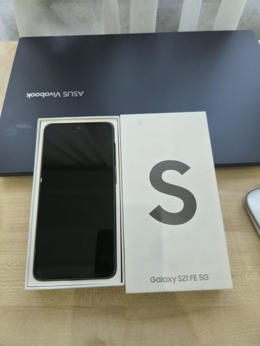 Продам Samsung Galaxy S21 FE