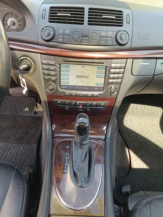 Мерцедес E 280,V6,231кс, бензинов,автомат-7g tronik