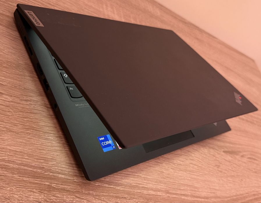 Lenovo Thinkpad T14s Gen2 CA NOU ! i7 16GB Touch ! SiM LTE 4G !