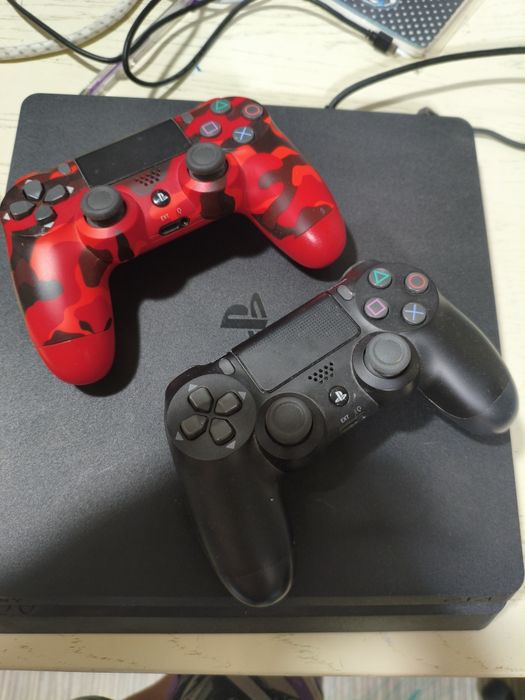 Ps4 slim продаю+игры