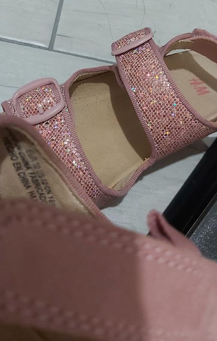 сандали H&M 30н. - 15лв.