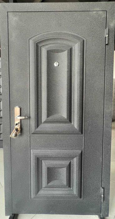 Входные металлические двери