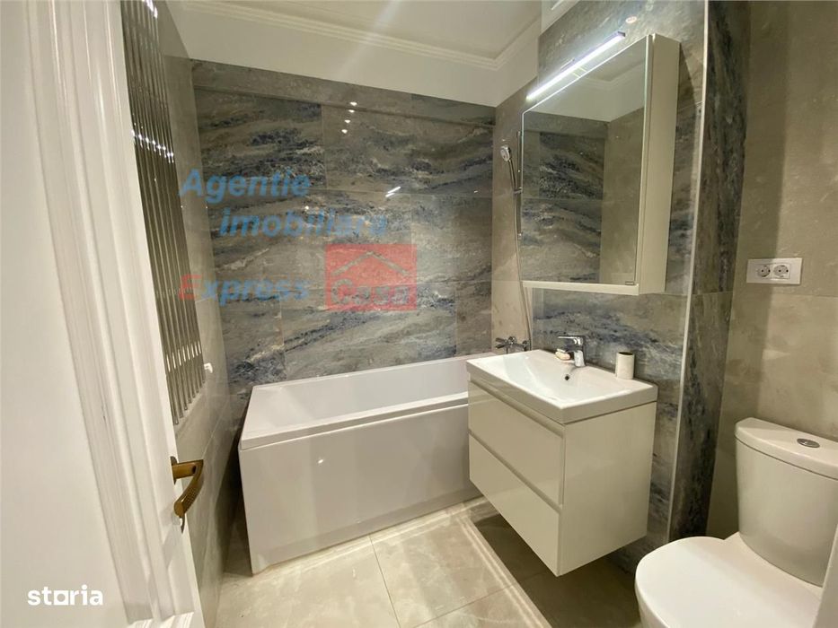 Apartament 3 camere, etaj intermediar, bloc nou, Tatarasi