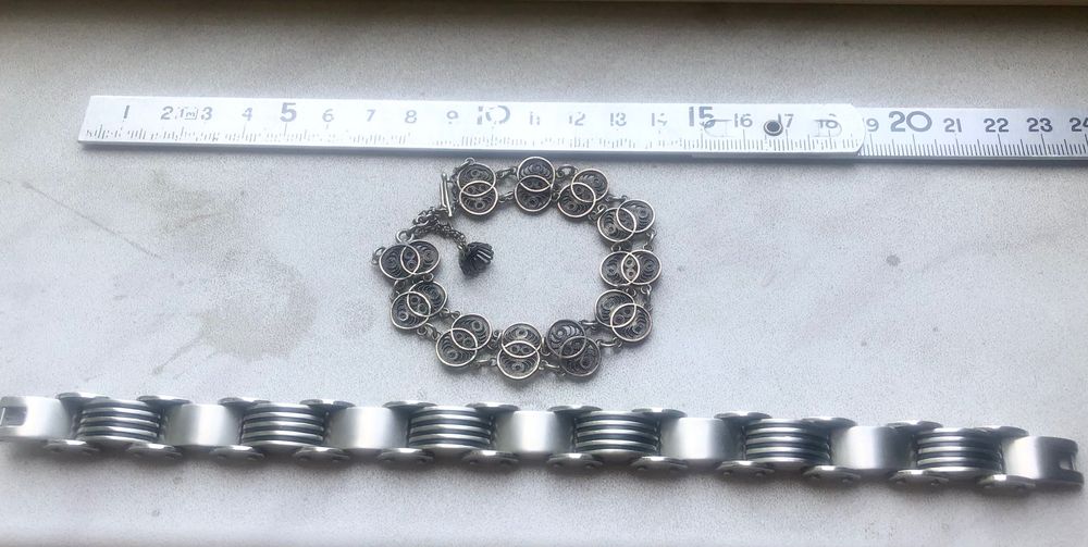 2 гривни: антична сребърна филигран  и модерна от благ. стомана мъжка