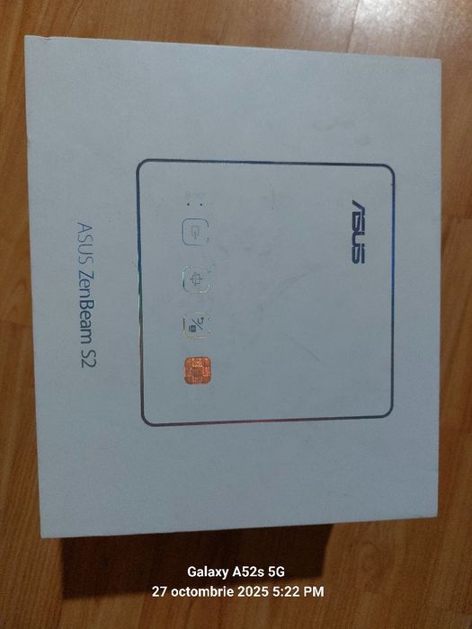 Proiector portabil ASUS ZenBeam