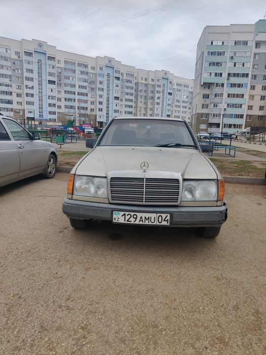 Продам машину Мерседес 124