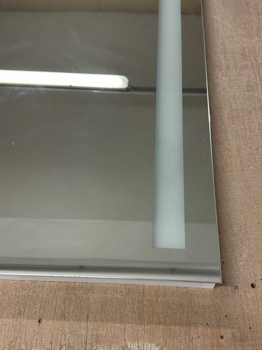 Огледало за баня с LED осветление и нагревател