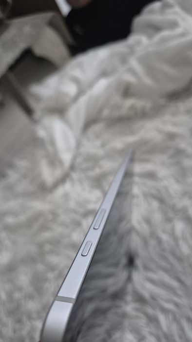 Продаю ПЛАНШЕТ недорого!