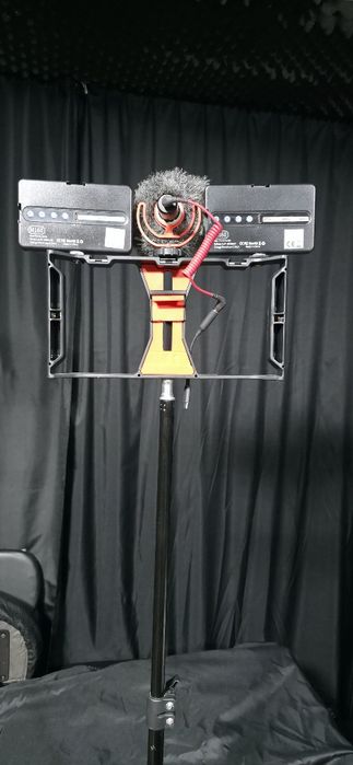 Stabilizator pentru filmat cu telefonul