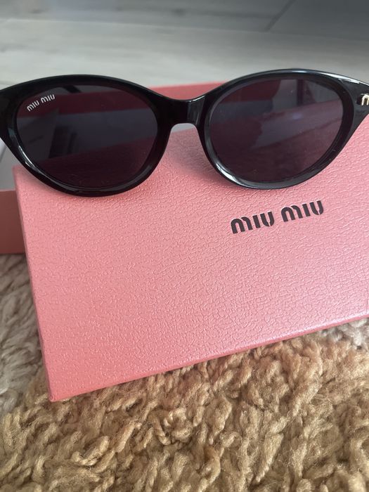 Ochelari de soare miu miu