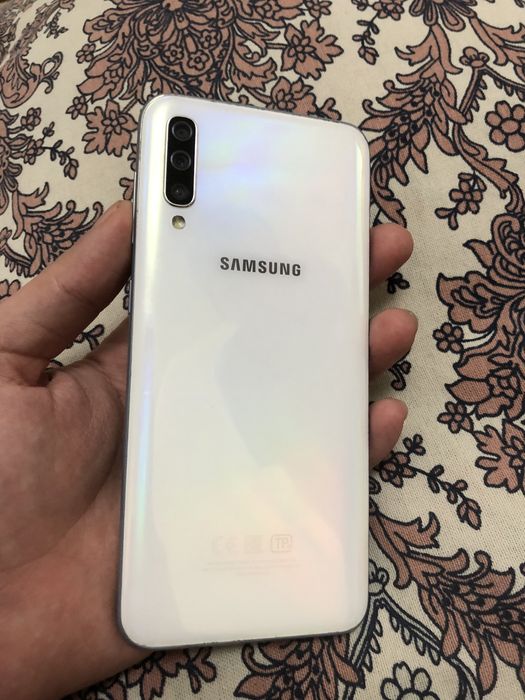 Samsung A50 128gb….