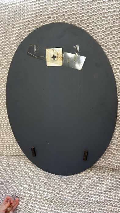 Продам настенное овальное зеркало