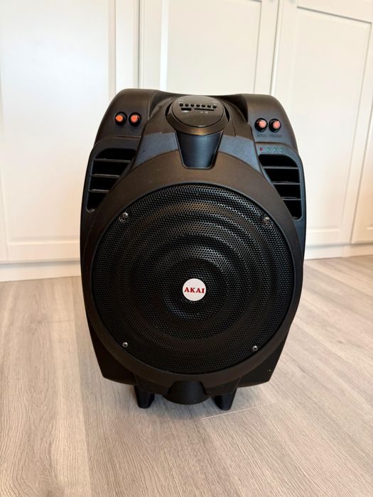 Boxa AKAI stare foarte buna