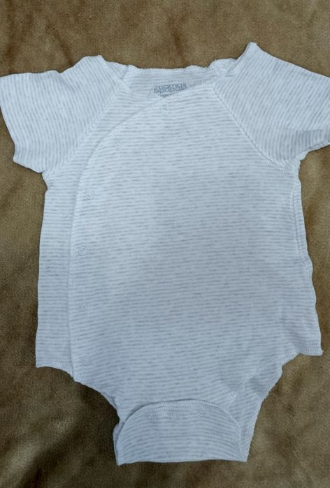 Акция! Фирменные вещи для малышей.Боди для малышей. 6-12 месяцев