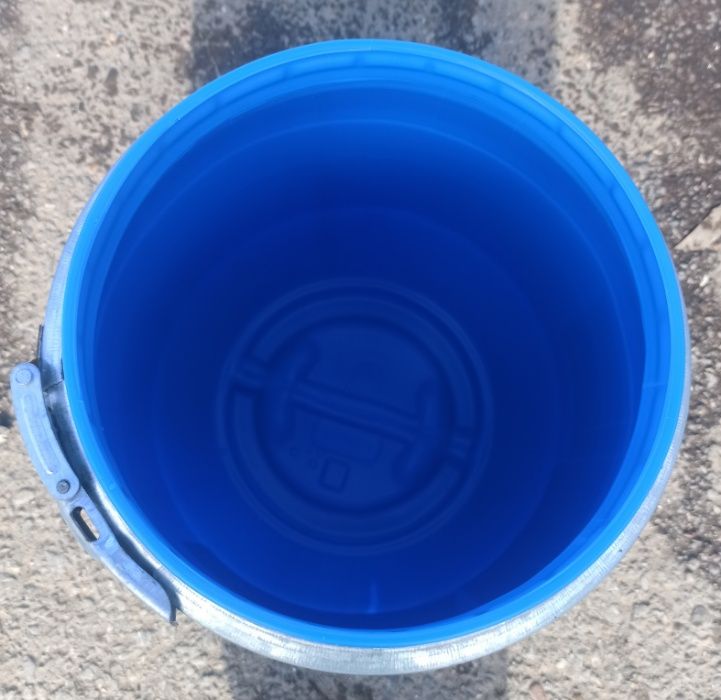 Бидони 30 литра HDPE гр. София Люлин 7 • OLX.bg