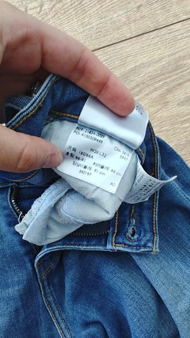 Blugi Levi's model 714