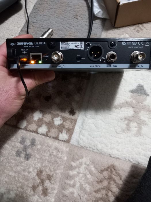 Microfon fără fir ulx d4 sistem uhf