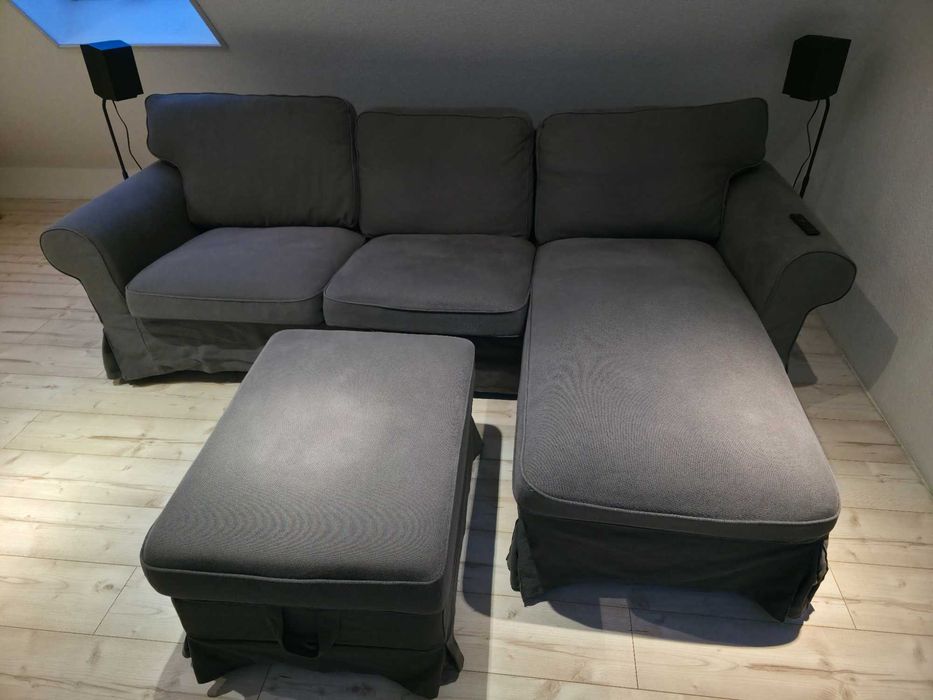 Canapea IKEA EKTORP cu șezlong + taburet – stare foarte bună