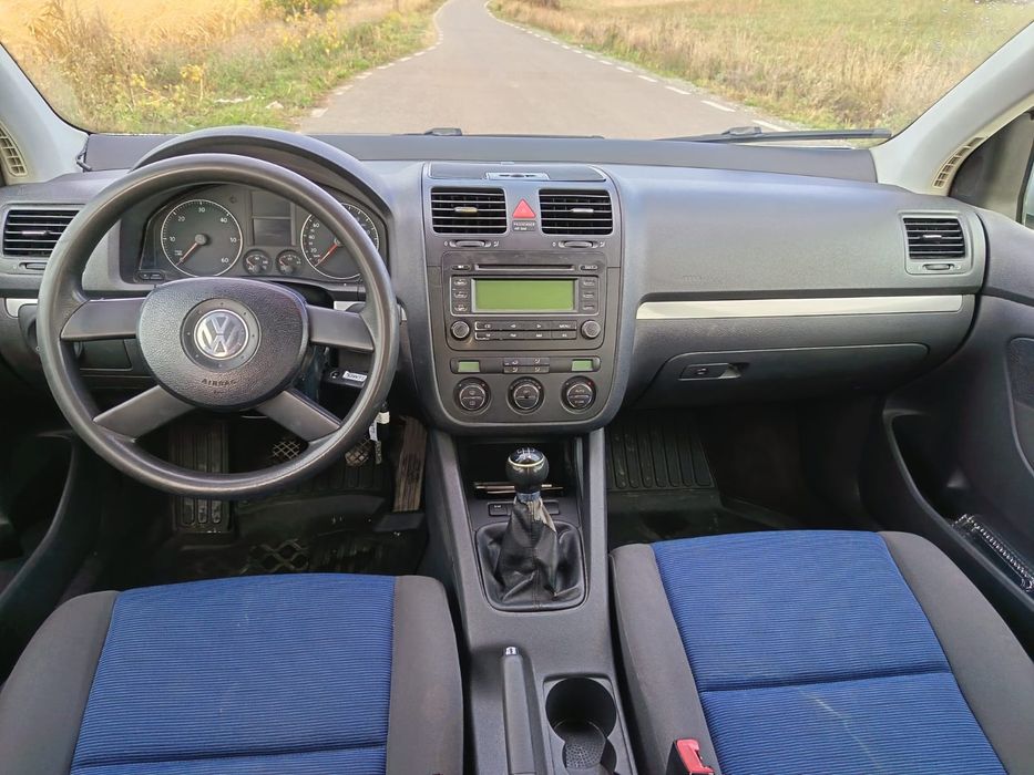 Vand vw golf 5 v 1.9 diesel 105 cai