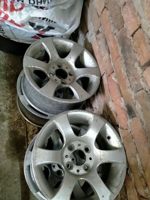 продам диски литые на 13