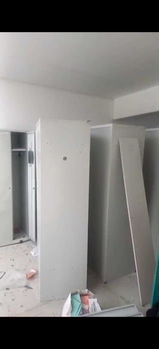Продаю железные шкафы