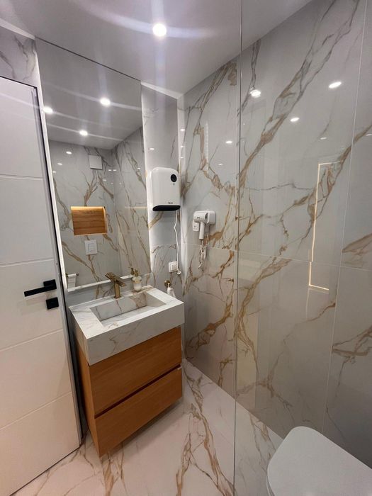 Дава се под наем Тристаен апартамент в Пловдив, Център - 103 кв.м за 918 € - Снимка #8