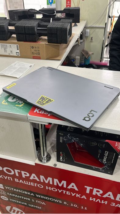 ноутбук Lenovo LOQ