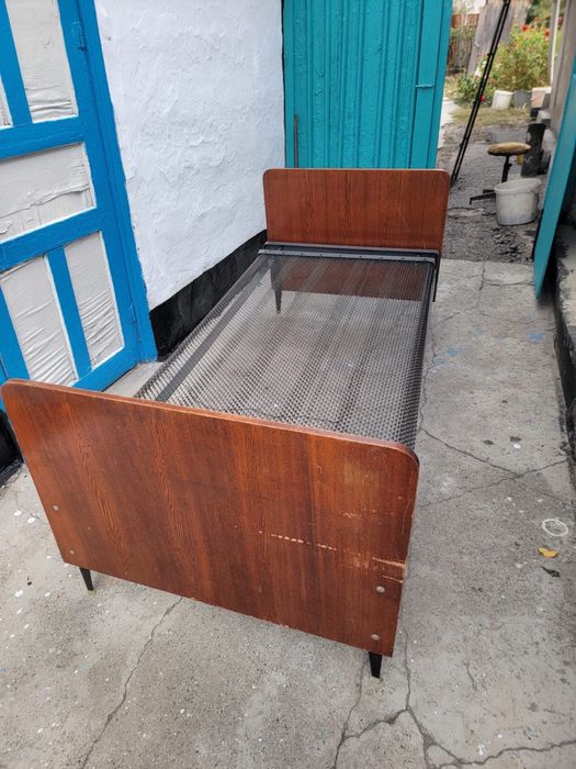 Продам кровать советский