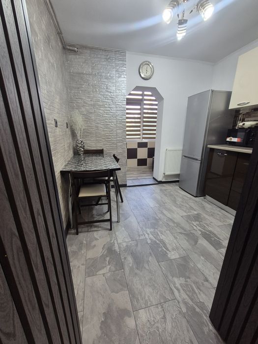 Aparat 2 Camere 2 Balcoane Etaj 1