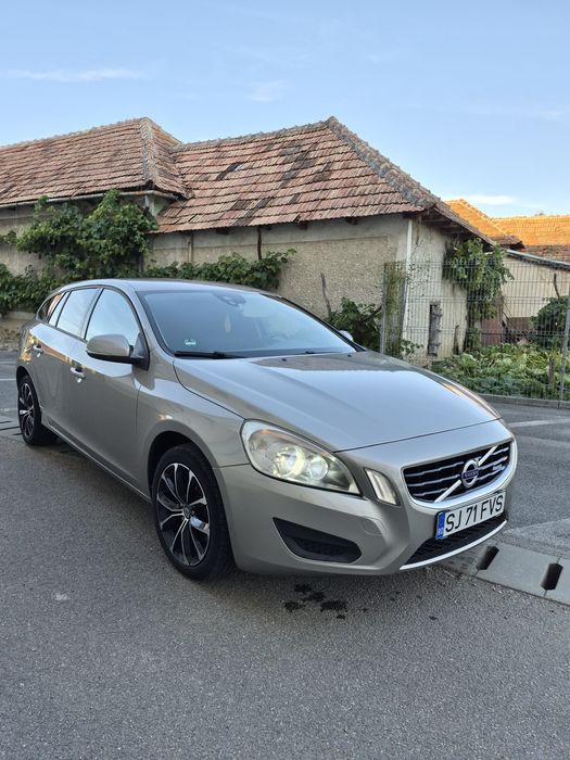 VOLVO V60 2011 — imagine 2