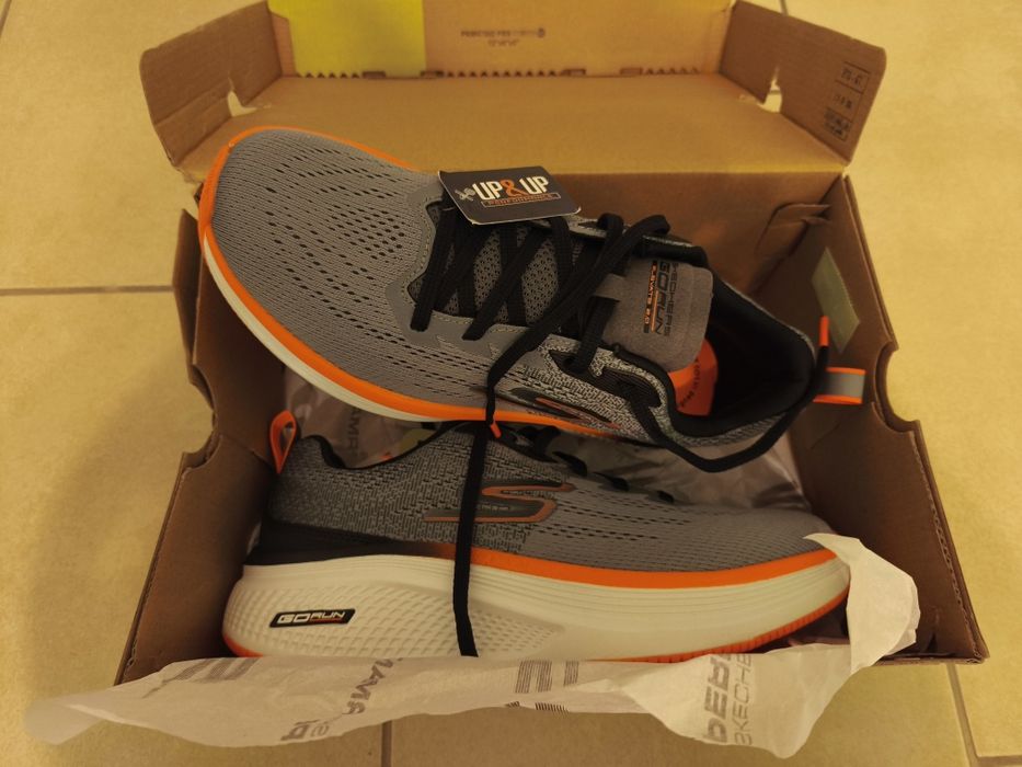 Маратонки Skechers