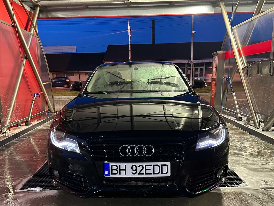 Audi A4 B8 - 1.8 TFSI 160cp - Multitronic 8+1 - BiXenon - CarPlay