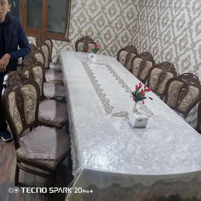 Б/у мебел 12 персона сотилади , материал чинор пишик