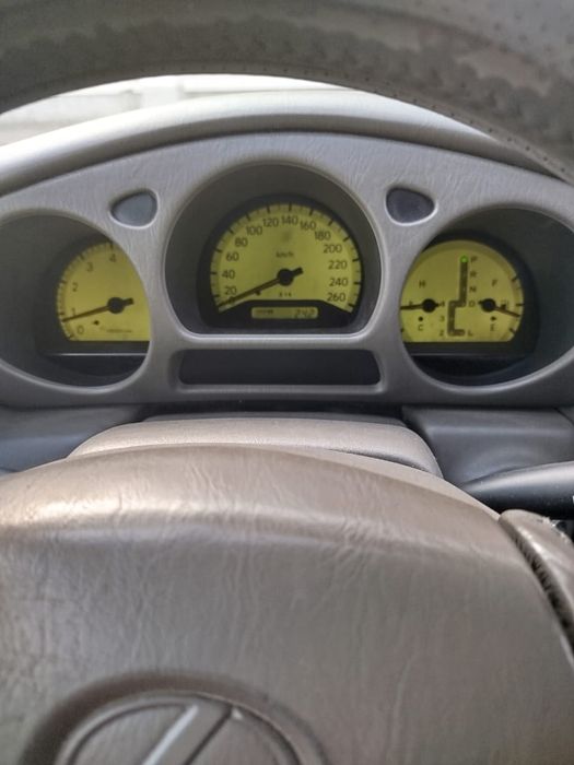 Продам машину GS300