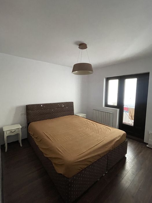 Apartament decomandat cu 3 camere pentru chirie