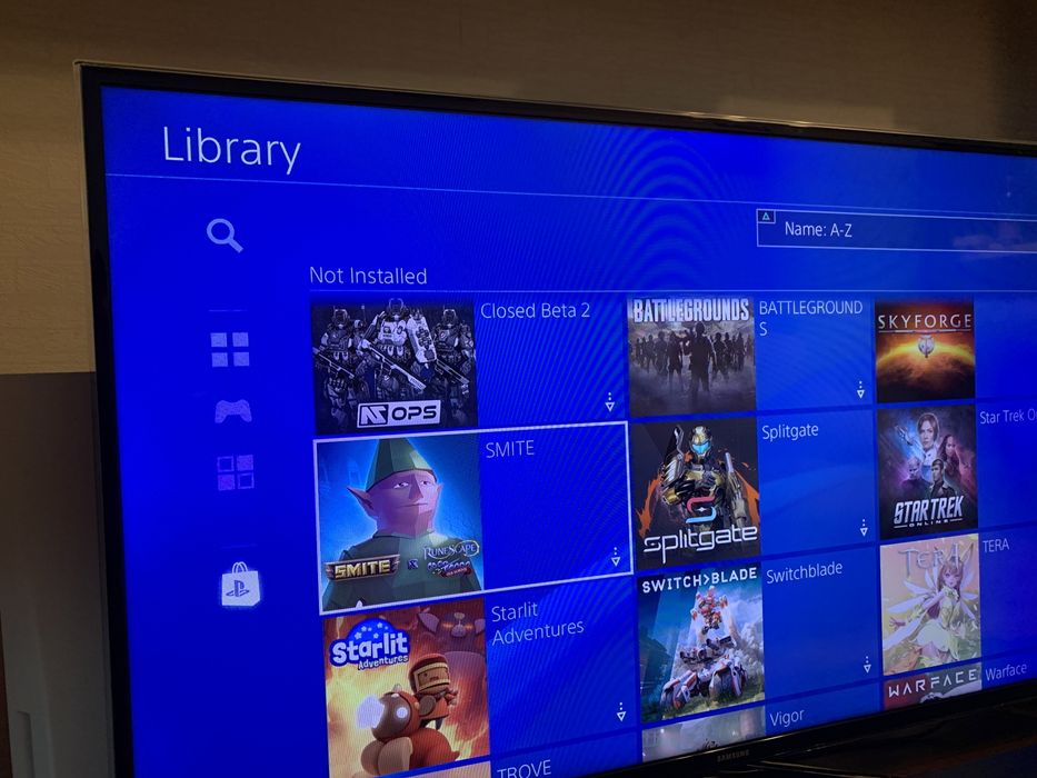 PlayStation 4 с 40 игри Fortnite ps4 roblox