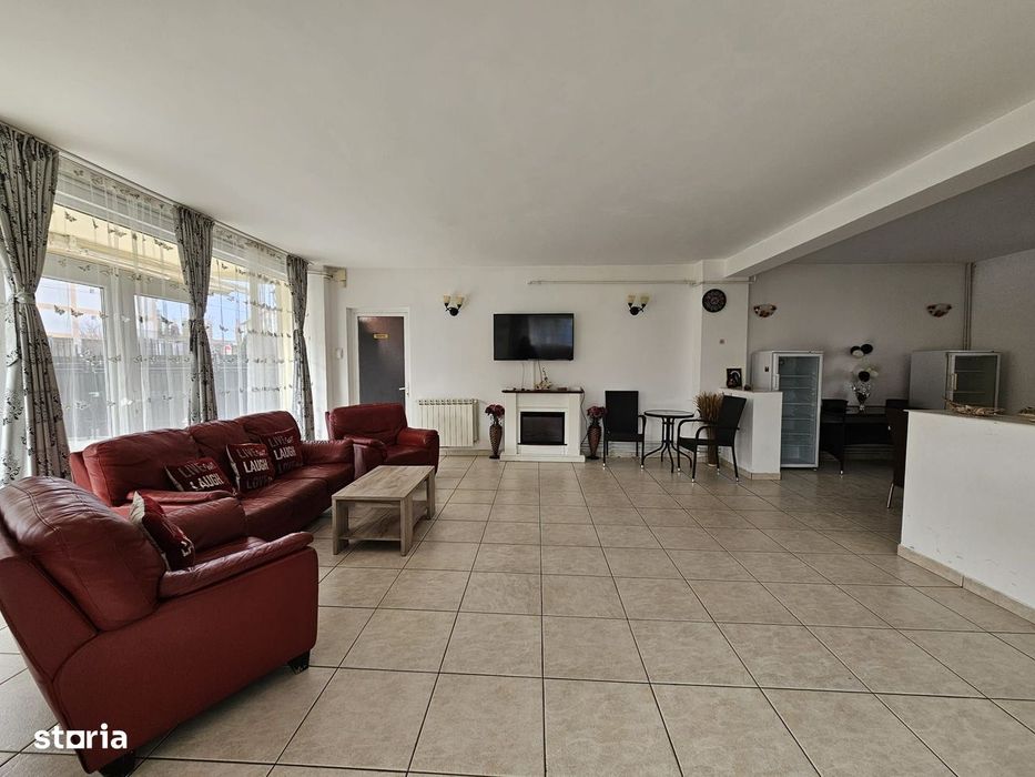 De vanzare Pensiune Eforie Nord la doi pasi de mare