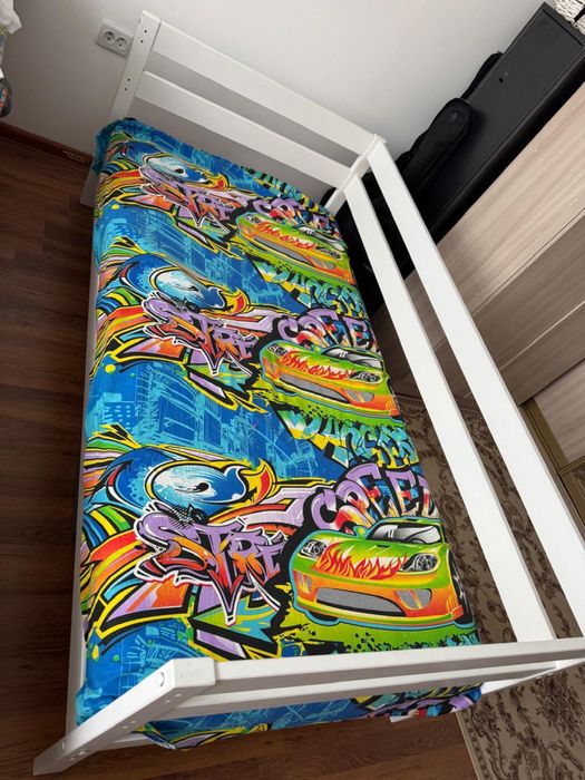 СРОЧНО продам детскую кроватку