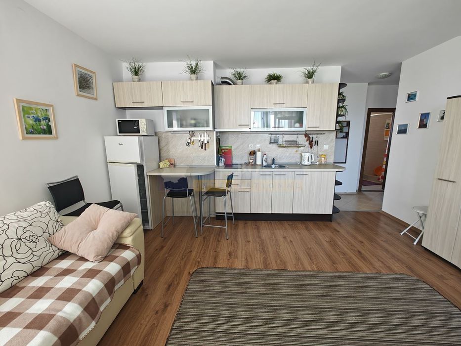 Продава се Двустаен апартамент в Созопол - 67 кв.м за 1456 €/кв.м - Снимка #4