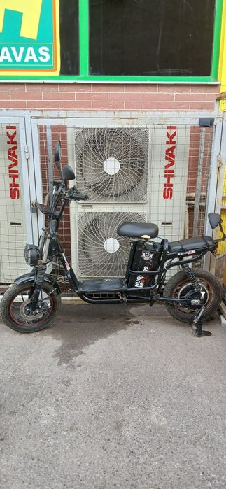 Skuter monster sotiladi