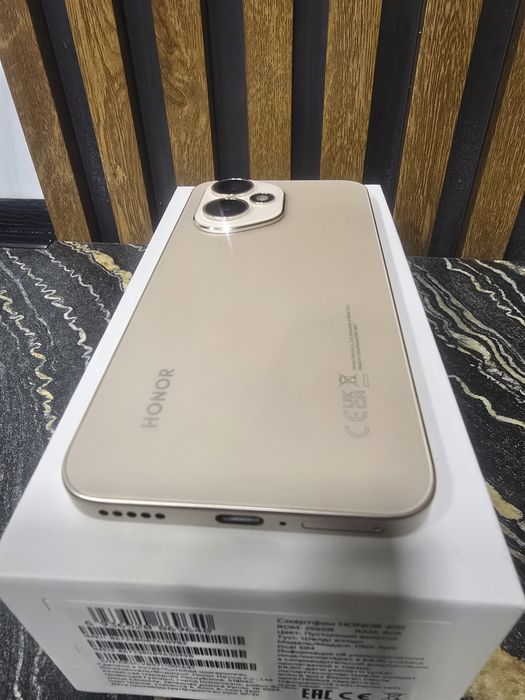 Honor 400 srochna sotiladi ideal holatda