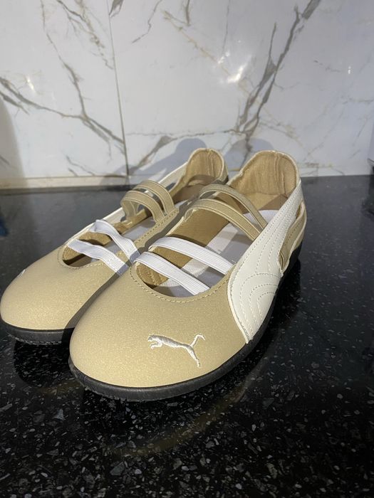 Женские спортивные балетки
