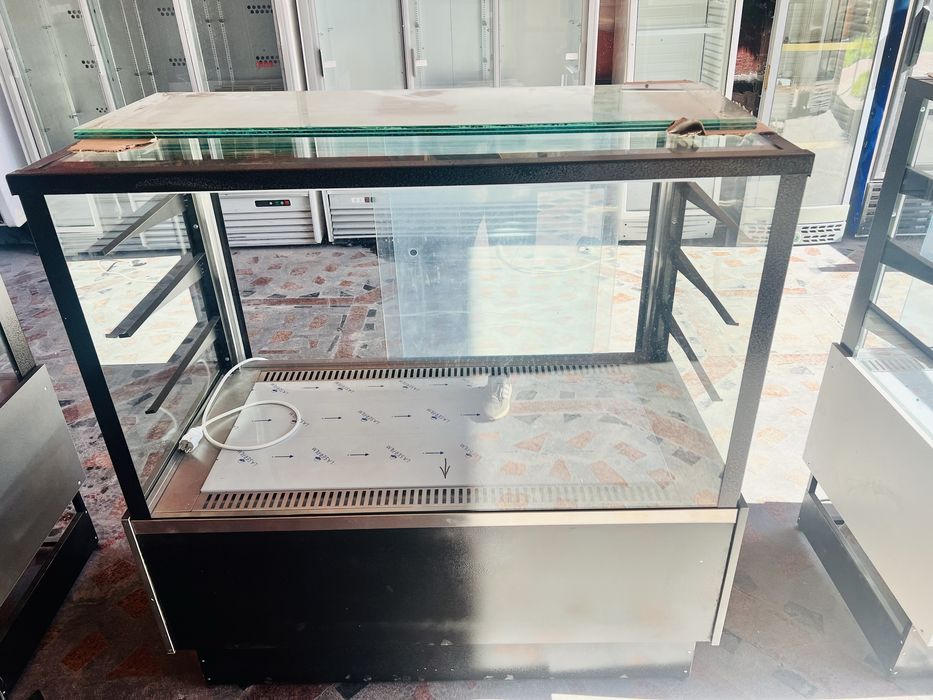 Витринные холодильники СКИДКА!