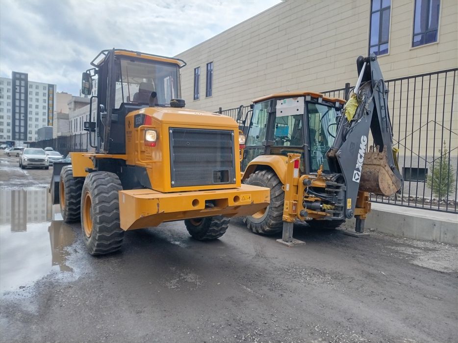 Услуги фронтального погрузчика 2м3