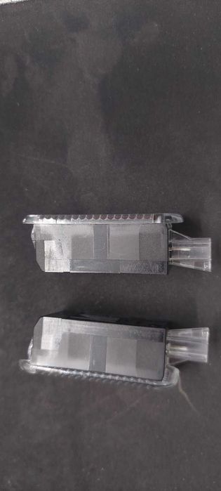 LED плафони за врати Audi – OEM 4E0 947 415
