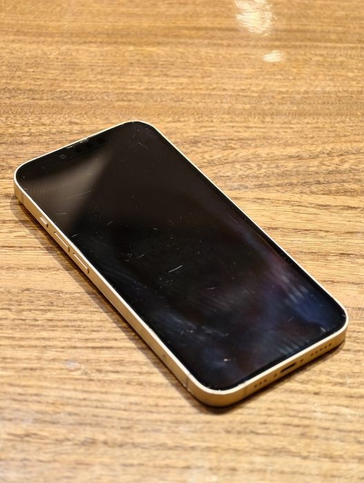 Iphone 14 128gb 74akb